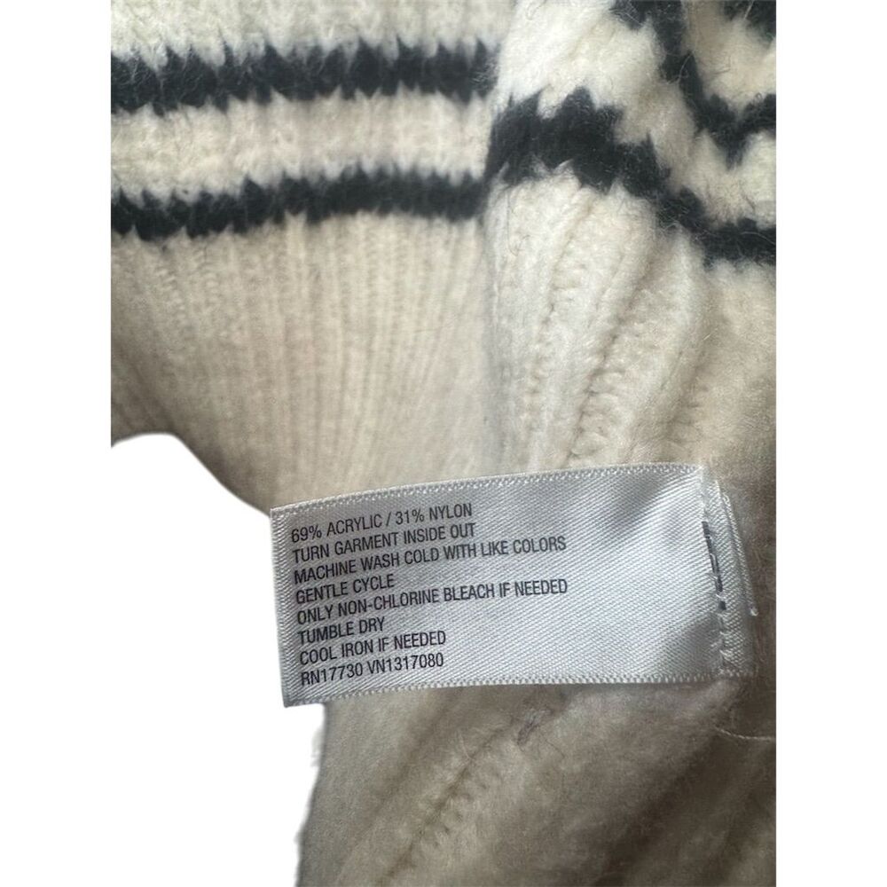 Universal Thread Women's Striped Full Zip Sweater… - image 3